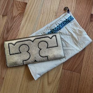 Tory Burch Metallic Leather Clutch ✨